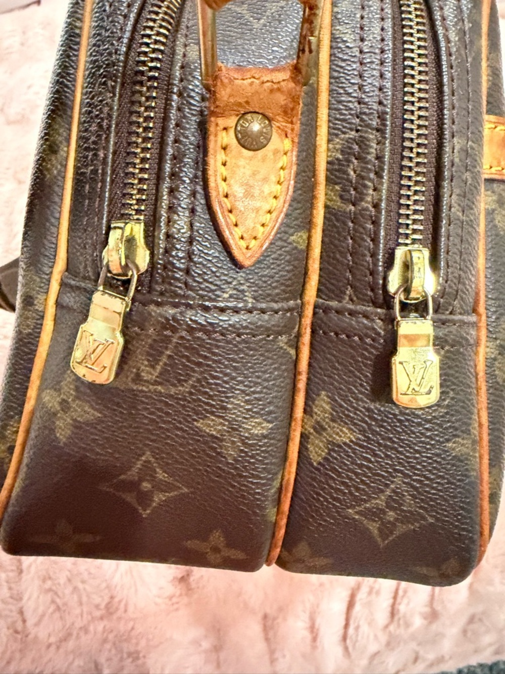 Louis Vuitton Reporter GM Monogram Crossbody Bag Authentic Vintage - Picture 9 of 13